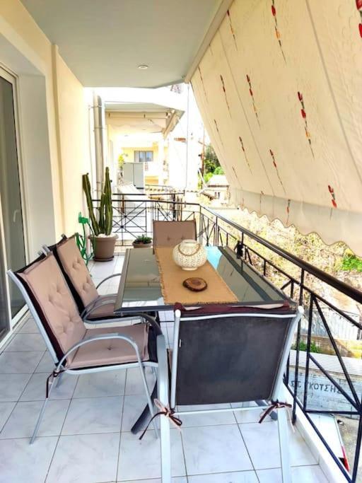 Kalamata Nestor Apartment-Near Historical Centre 외부 사진